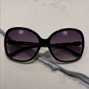 Steve Madden Black Oversized Sunglasses
